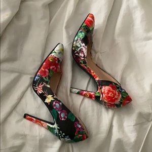 Floral heels WORN ONCE